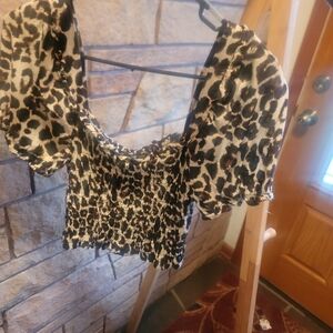 Monteau Leopard Print Crop Top